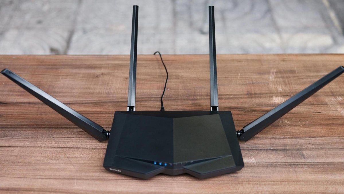 Đặt router ở vị trí cao ráo, tránh các vật cản