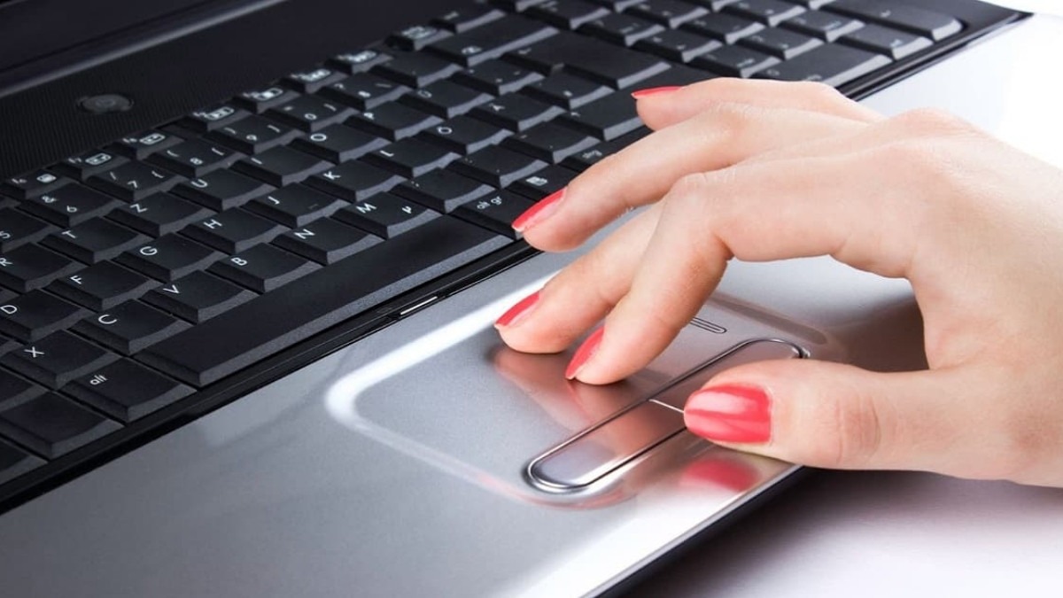 Kiểm tra và cài đặt lại chức năng touchpad