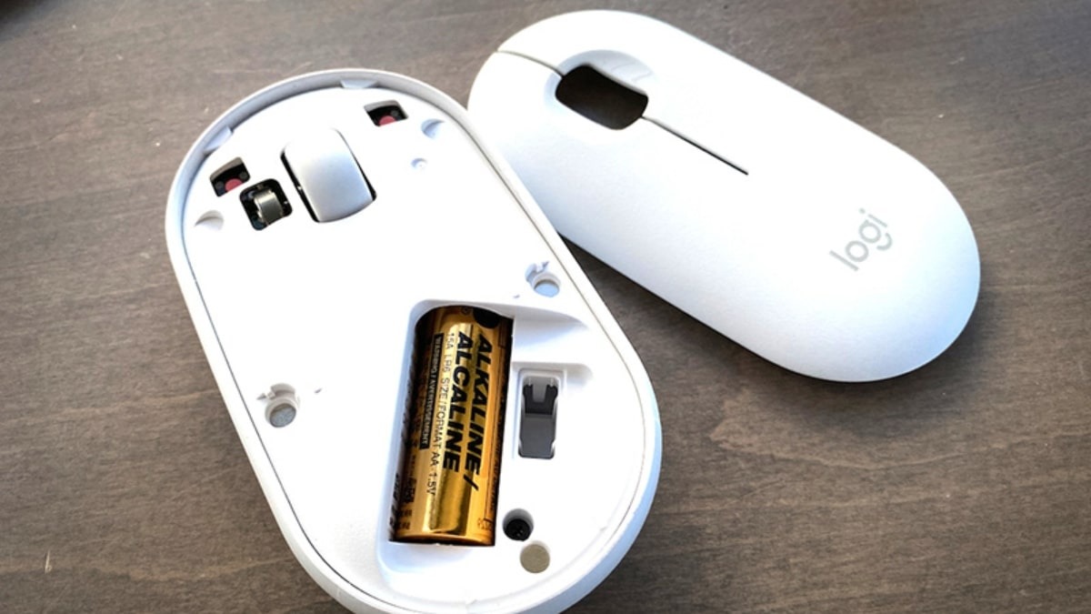 Kiểm tra xem pin của chuột Bluetooth có đủ hay không