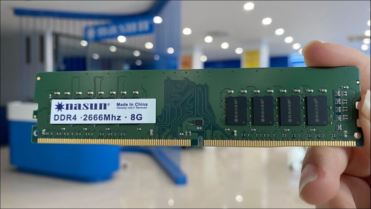 Ram 8GB đáp ứng tốt nhu cầu đa nhiệm, làm việc với nhiều ứng dụng cùng lúc.