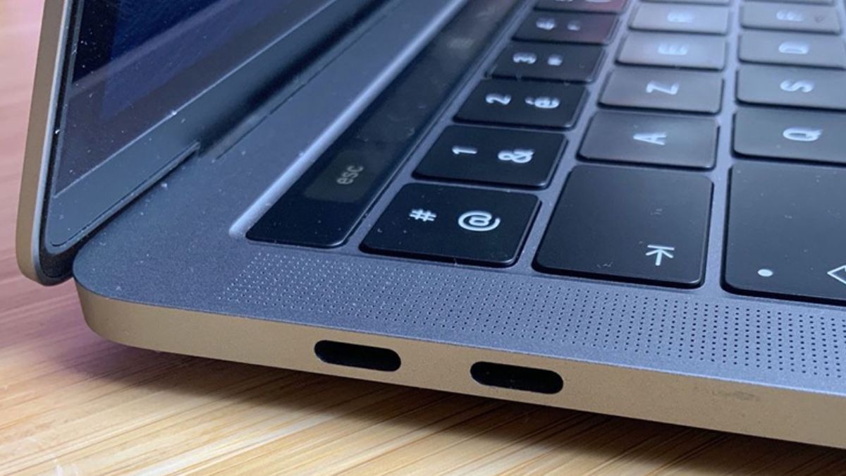 Cổng USB-C trên MacBook