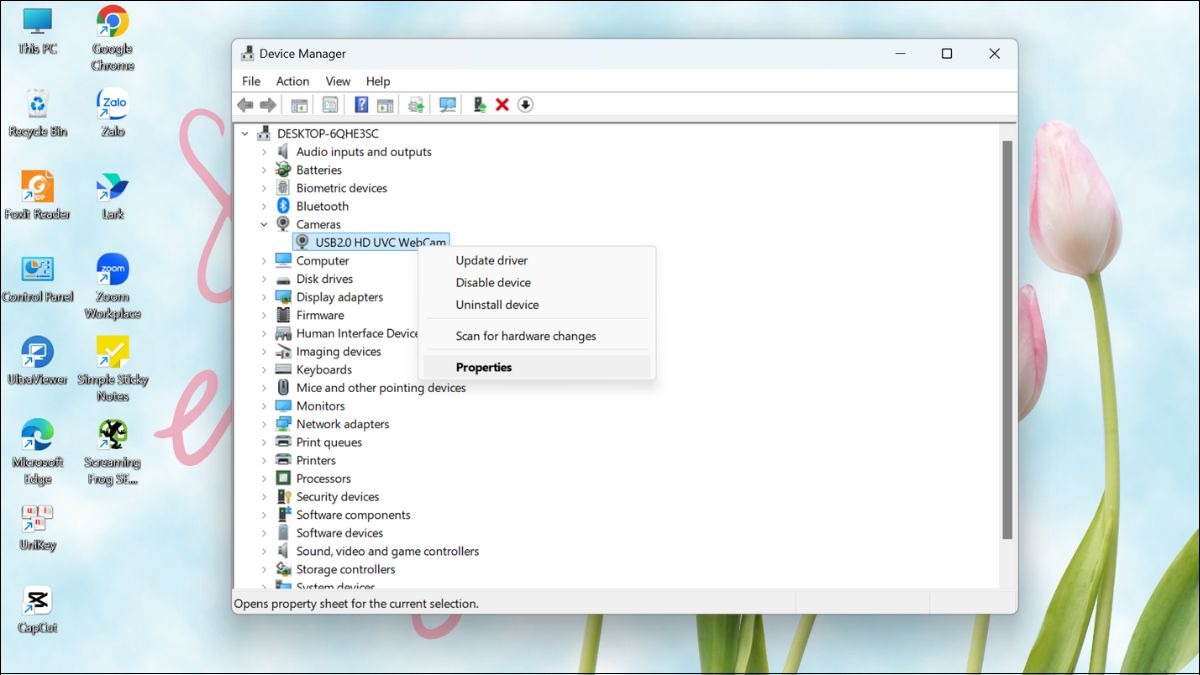 Nhấp chuột phải vào camera và chọn Update driver