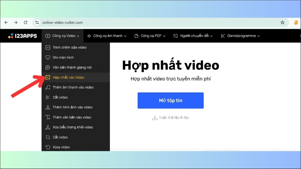 Chọn ô Mở tập tin để tải lên các video bạn muốn ghép