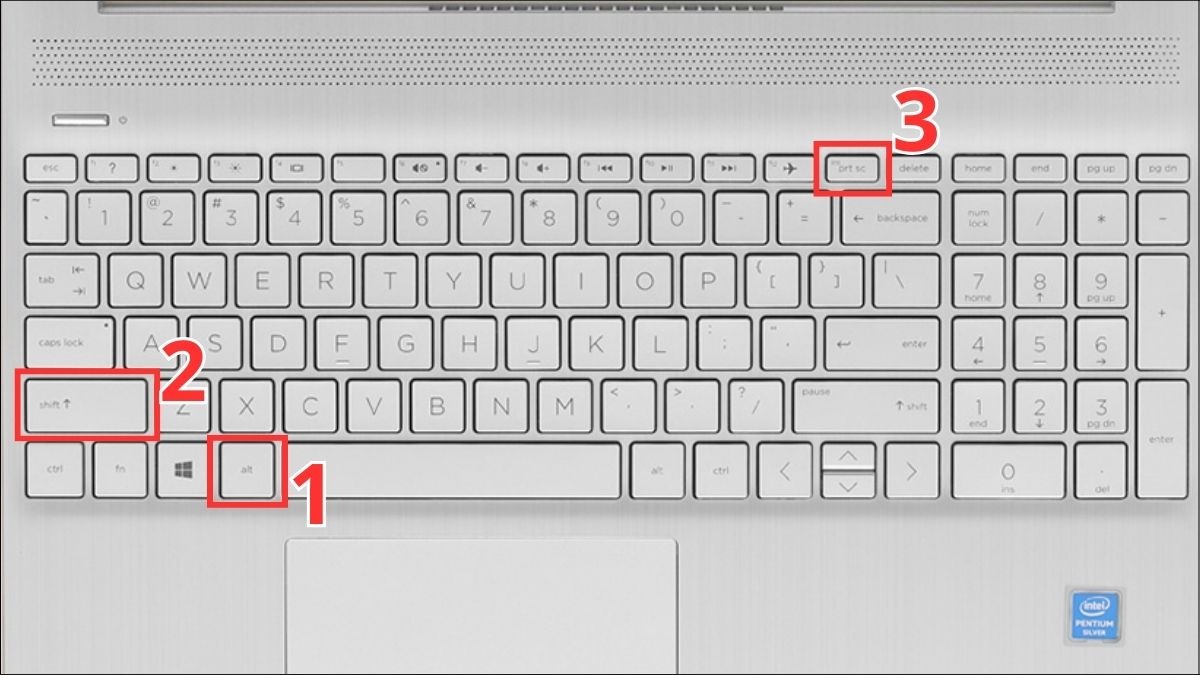Sử dụng tổ hợp phím Alt + Left Shift + Print Screen để bật/tắt chế độ tương phản cao
