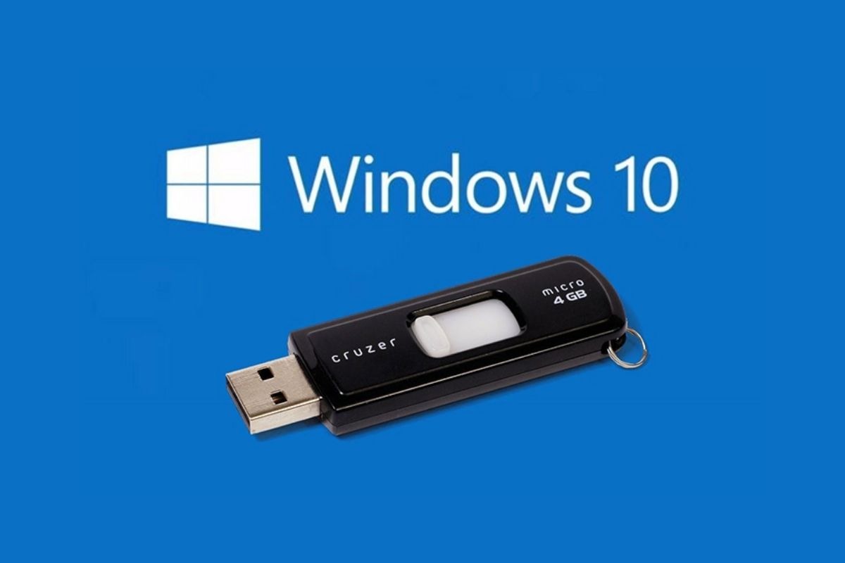 Để tạo USB cài đặt Windows 10, bạn cần một USB có dung lượng tối thiểu 8GB 