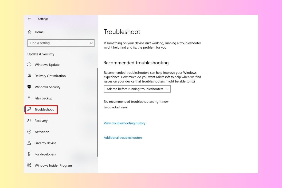 Trong mục Update & Security, chọn Troubleshoot