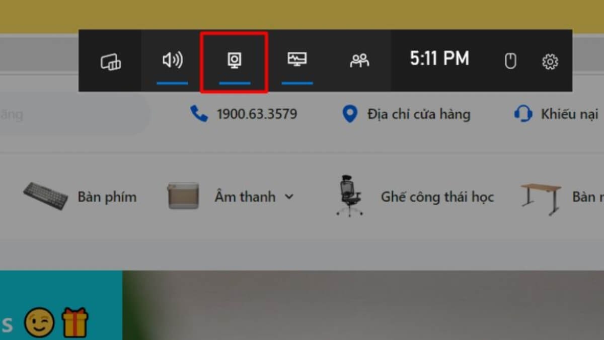 Click vào biểu tượng Camera