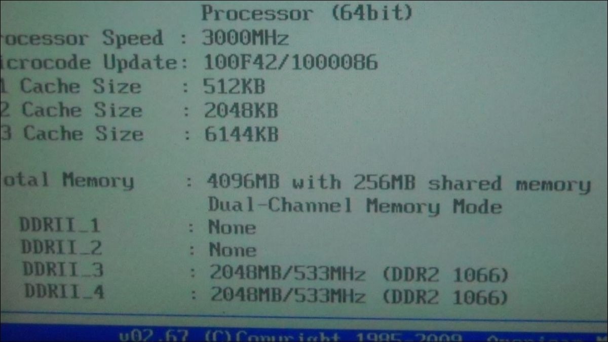 Vào Bios để kiểm tra máy đã nhận Dual Channel chưa