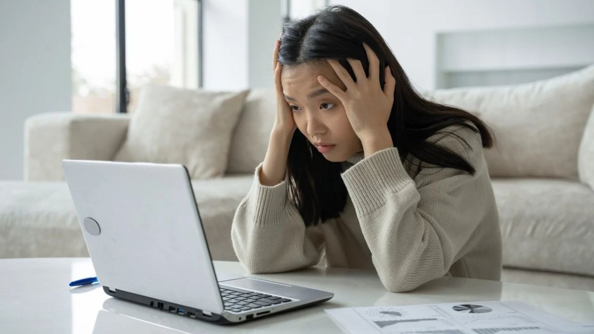 Tác hại khi laptop Dell bị treo màn hình: Gây gián đoạn công việc; Nguy cơ mất dữ liệu; Ảnh hưởng xấu đến trải nghiệm; Tiềm ẩn nguy cơ hư hại phần cứng.