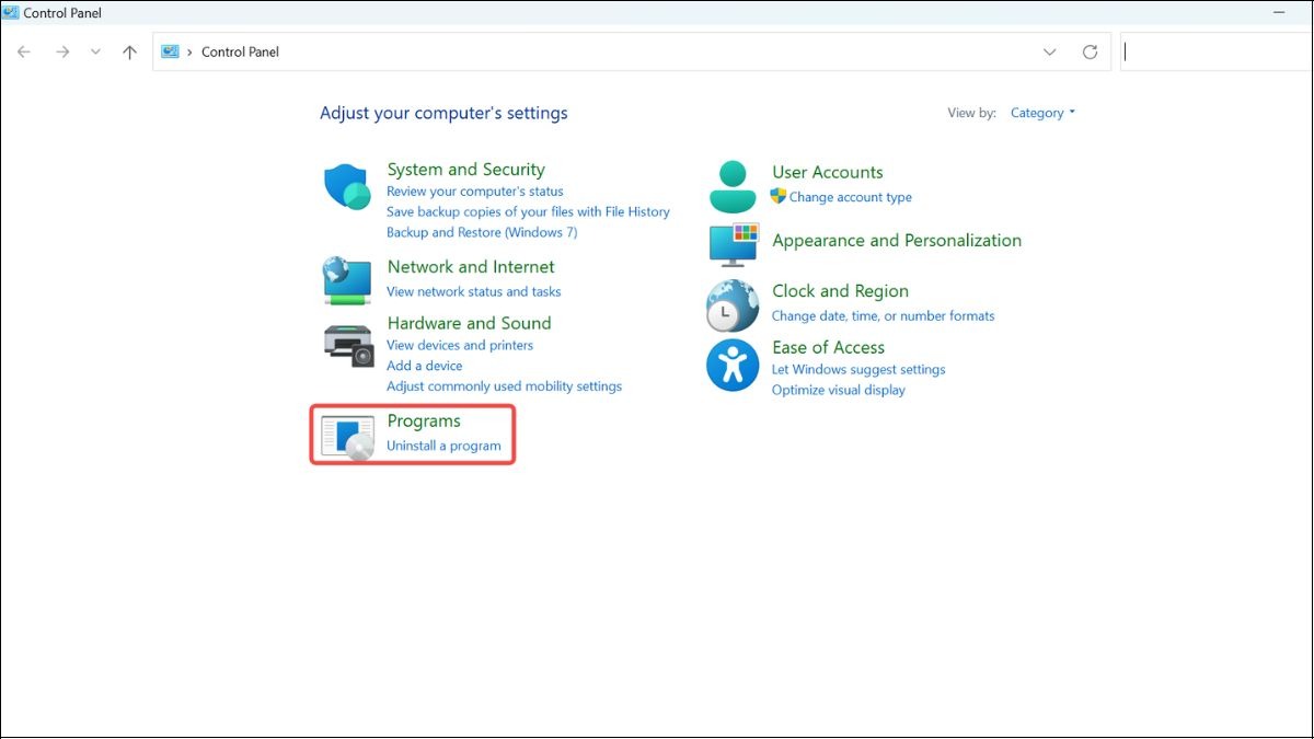 Mở Control Panel và chọn Uninstall a program