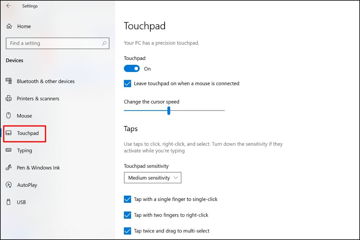 Với Windows 10/11, bạn vào Settings, sau đó vào Devices, chọn Touchpad