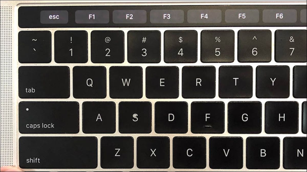 Touch Bar hỗ trợ phím chức năng từ F1 - F12
