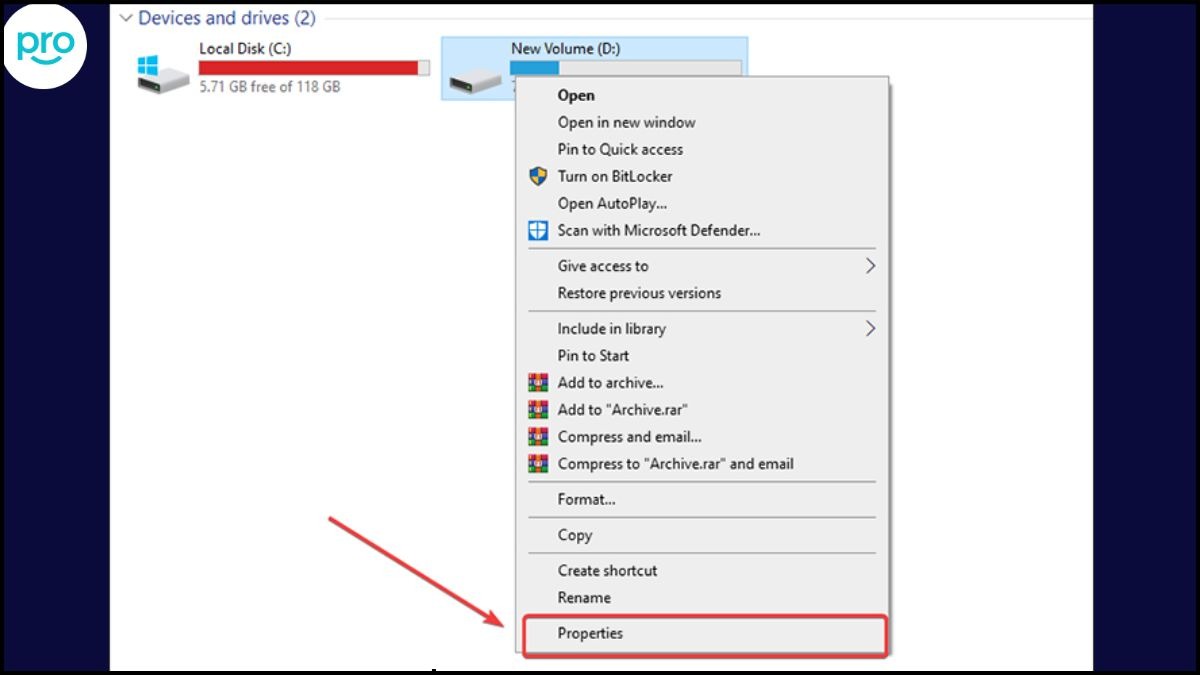 click chuột phải vào biểu tượng thẻ nhớ trong My Computer/File Explorer và chọn Properties