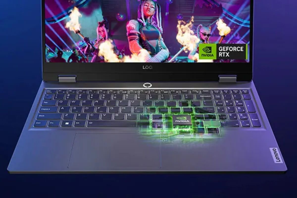 Trải nghiệm bàn phím và touchpad trên Lenovo LOQ 15IAX9