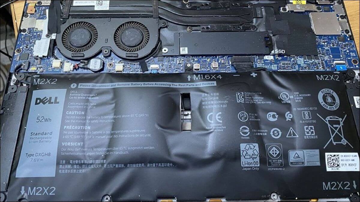 Dấu hiệu pin laptop bị phồng, chai