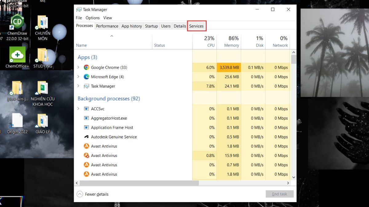Bạn hãy nhấn tổ hợp phím Ctrl + Shift + Esc để mở Task Manager. Trong Task Manager, bạn chọn tab Services hoặc chuyển sang More details và chọn tab Services.