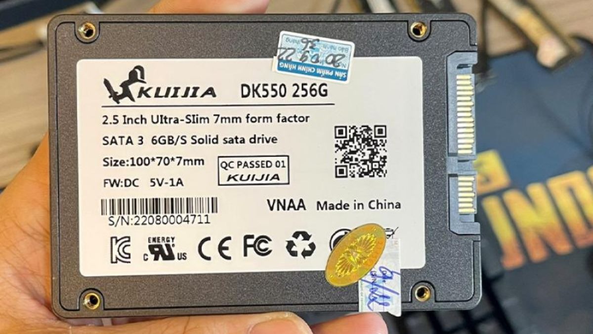 SSD SATA là chuẩn giao tiếp phổ biến nhất hiện nay cho ổ cứng SSD.