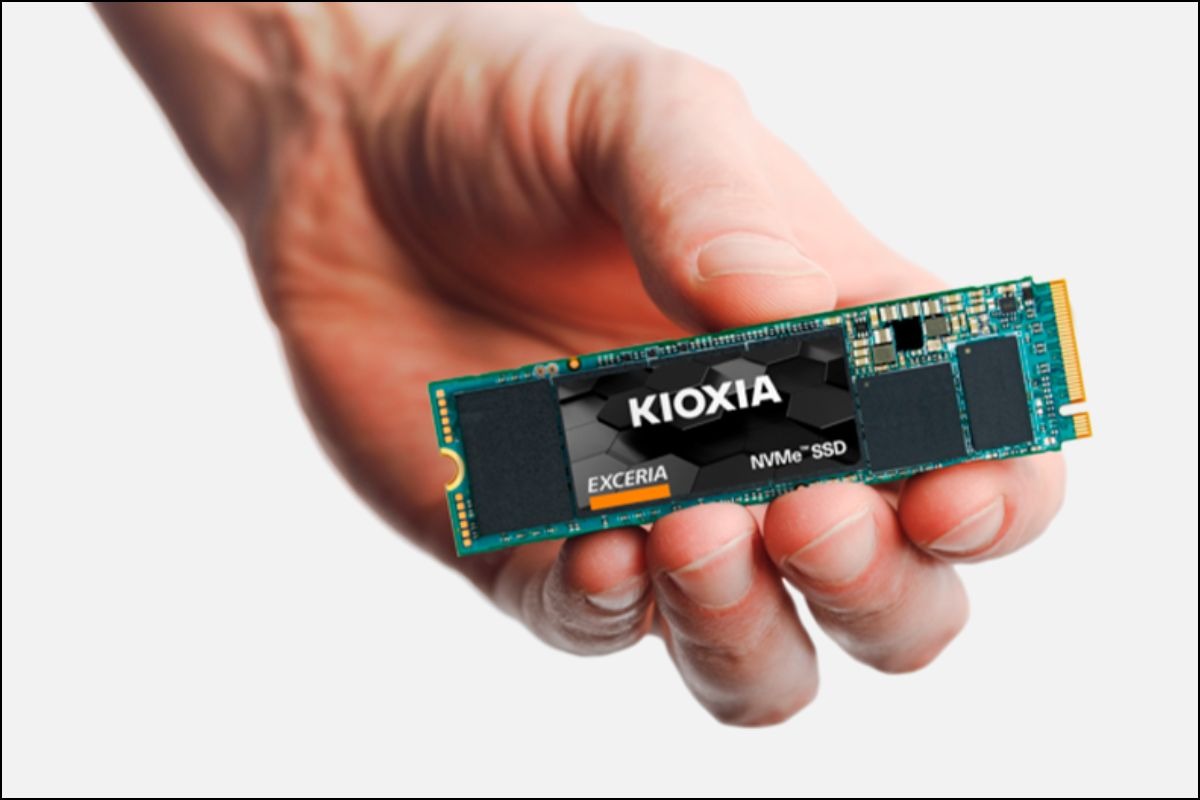 Tốc độ cực nhanh, vượt trội hoàn toàn so với SATA SSD