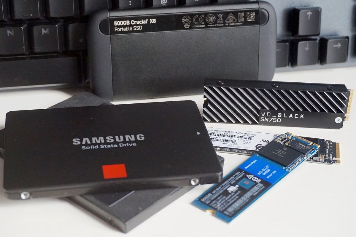 Cần cân nhắc kỹ các tiêu chí để đảm bảo lựa chọn được SSD chất lượng, đáp ứng nhu cầu sử dụng