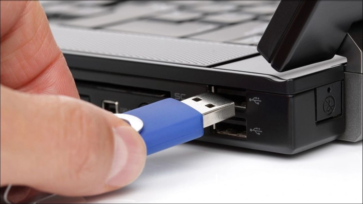Chọn Eject hoặc Unmount trước khi rút USB/ổ cứng