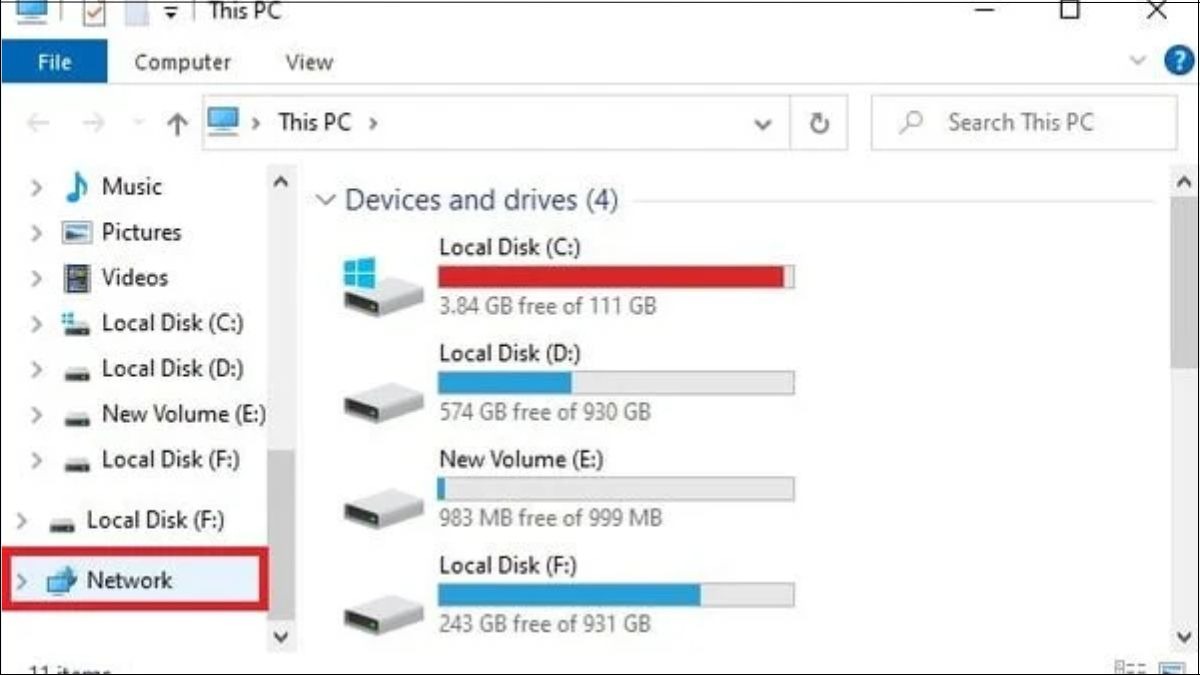 Mở File Explorer, chọn Network ở cột bên trái