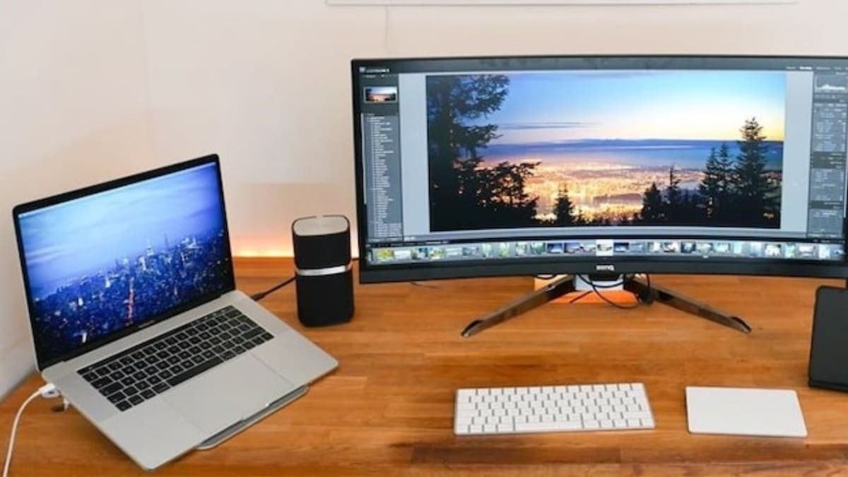 Lấy dữ liệu bằng cách kết nối laptop với màn hình ngoài