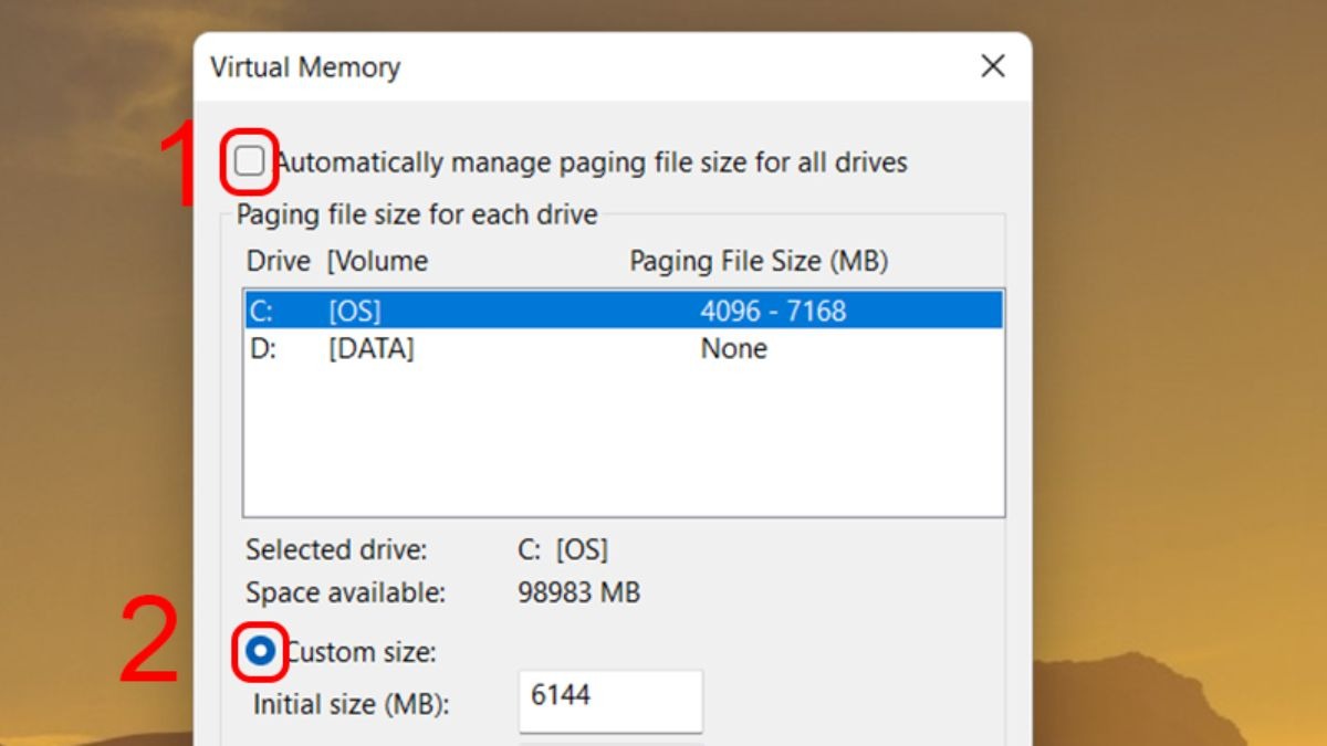 Bỏ chọn Automatically manage paging file size for all drives