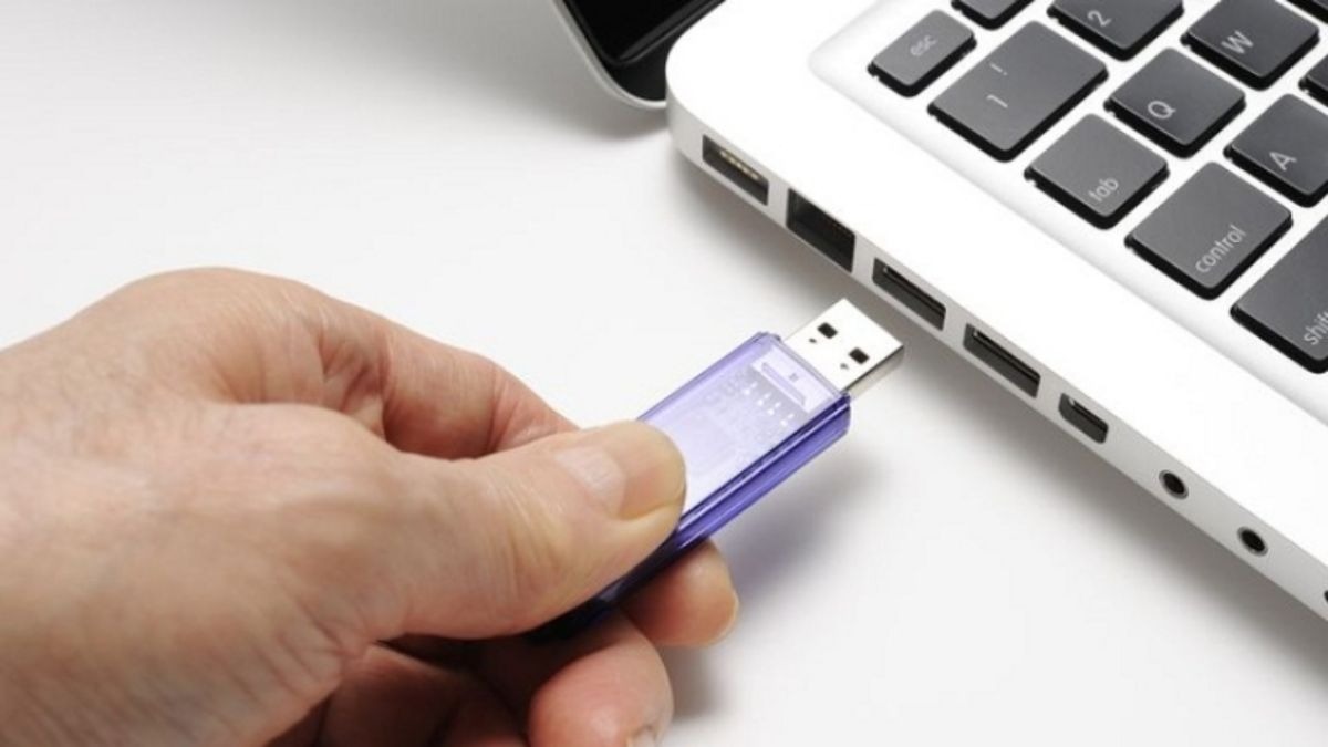 Sử dụng USB/CD boot