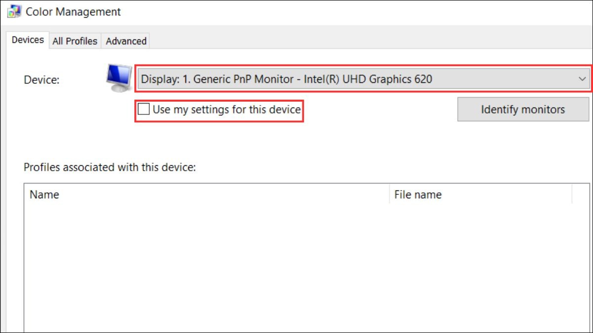 Trong tab Devices, đảm bảo màn hình laptop của bạn được chọn, tích chọn Use my settings for this device.