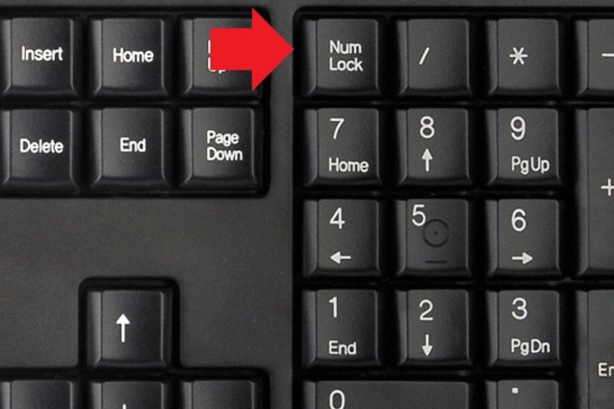 Nếu phím Numlock riêng biệt: Bạn chỉ cần nhấn một lần vào phím đó để tắt chế độ Numlock