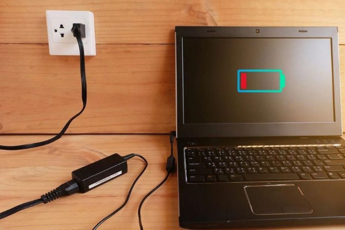 Việc tắt máy không đúng cách hiếm khi là thủ phạm gây ra lỗi sạc pin