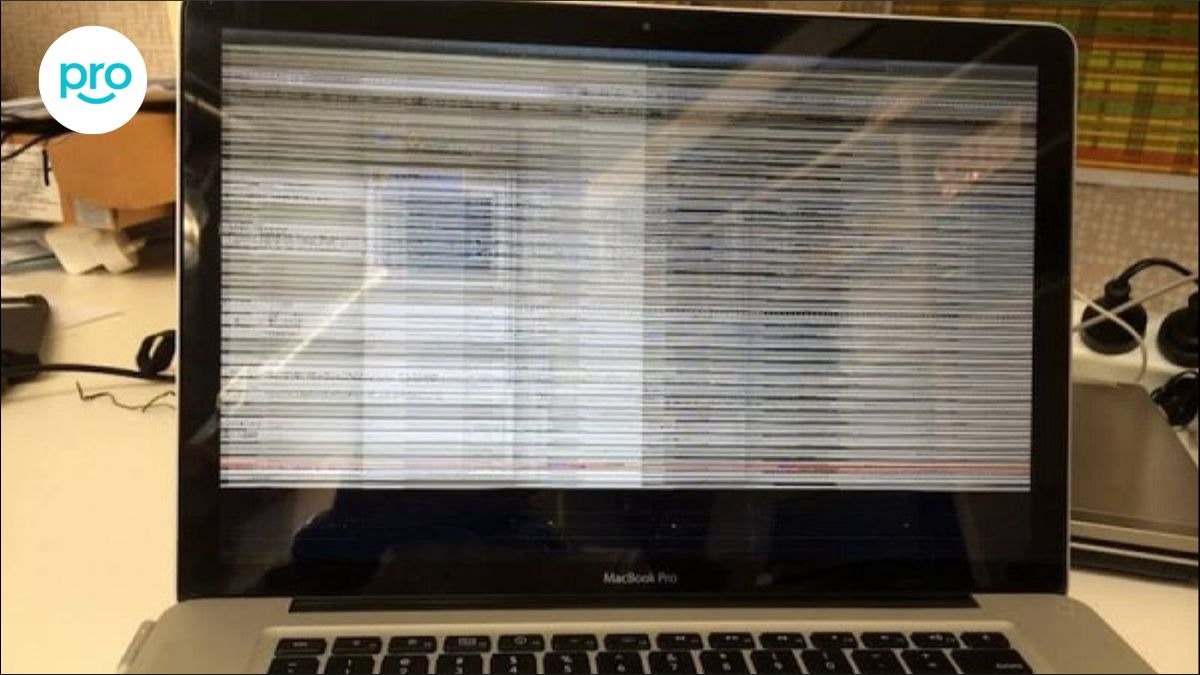 Màn hình laptop bị nhấp nháy, chập chờn là lúc bạn nên thay màn hình laptop