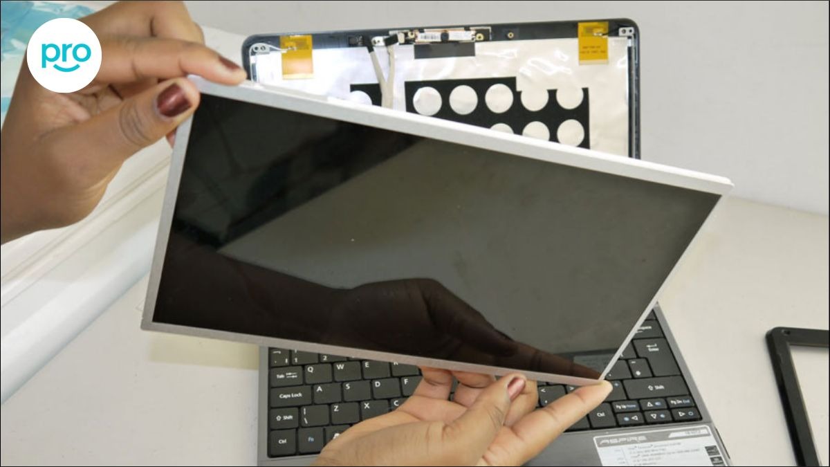 Tự thay màn hình laptop giúp tiết kiệm chi phí, chủ động thời gian và là trải nghiệm thú vị