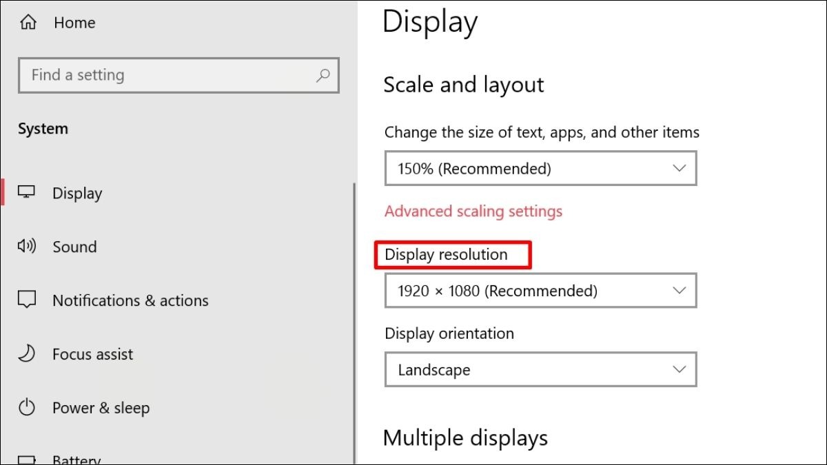 Trong mục Display resolution, chọn độ phân giải khuyến nghị