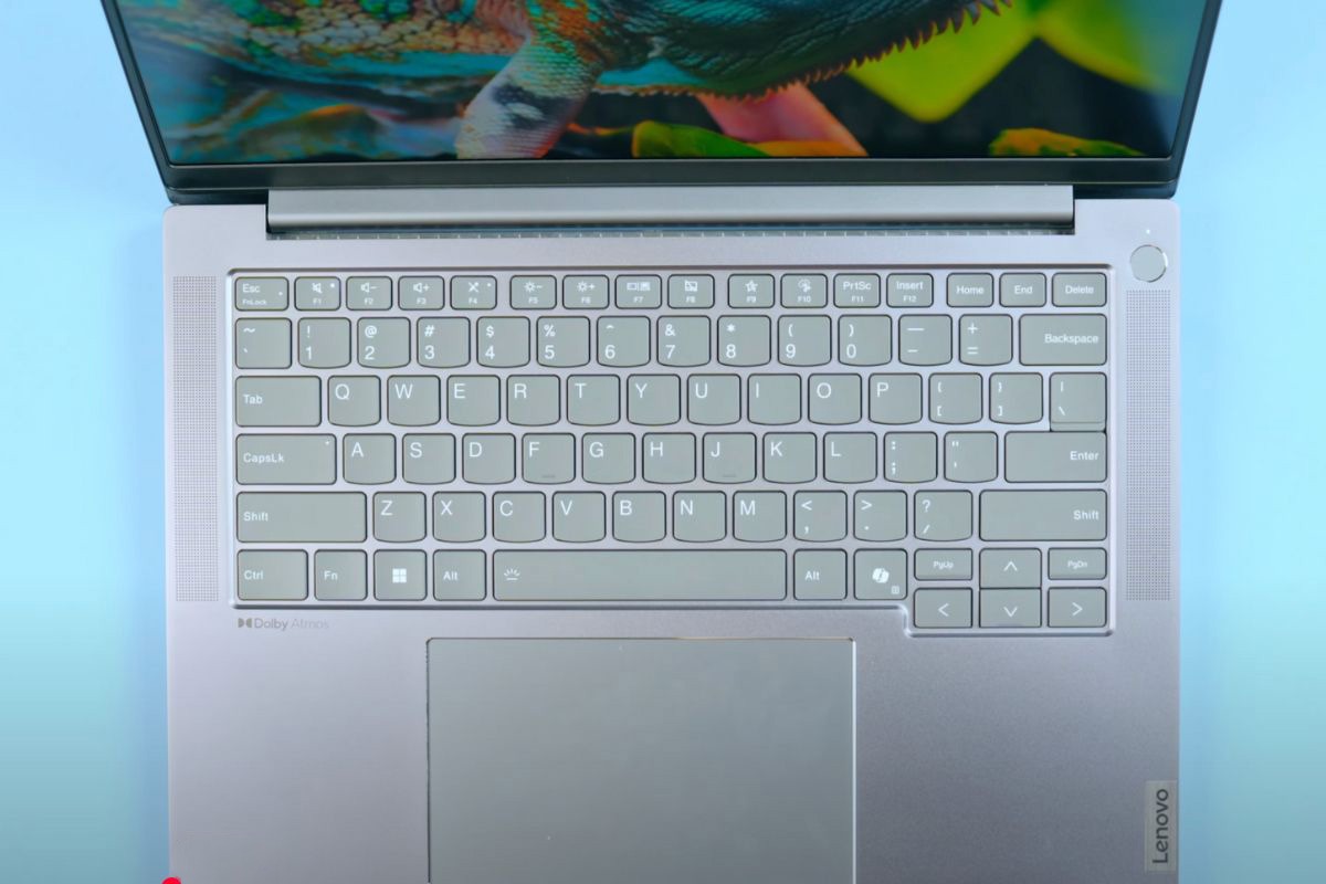 Trải nghiệm bàn phím và touchpad trên Lenovo ThinkBook 14 G7+ ASP 2025