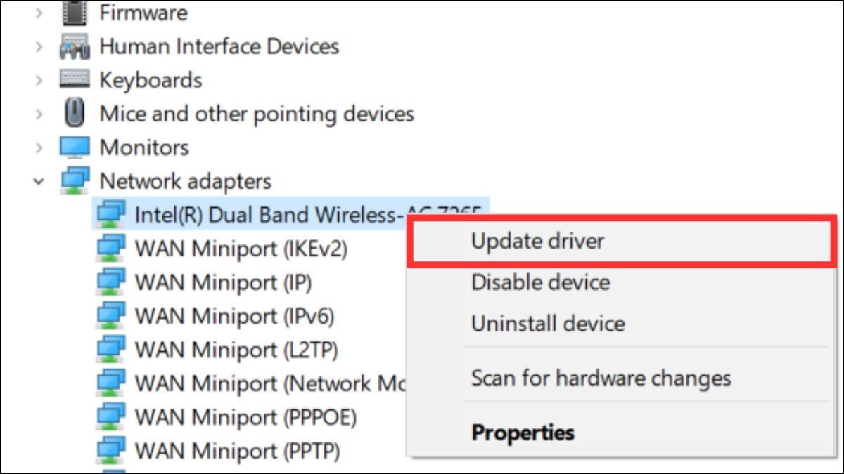 Cập nhật driver card mạng không dây trên laptop để đảm bảo tương thích.