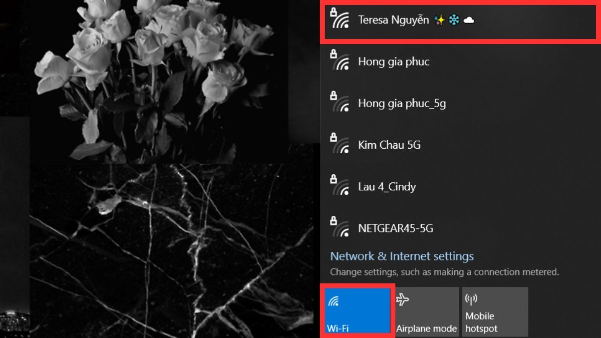 Tìm và chọn tên mạng WiFi do iPhone phát ra.