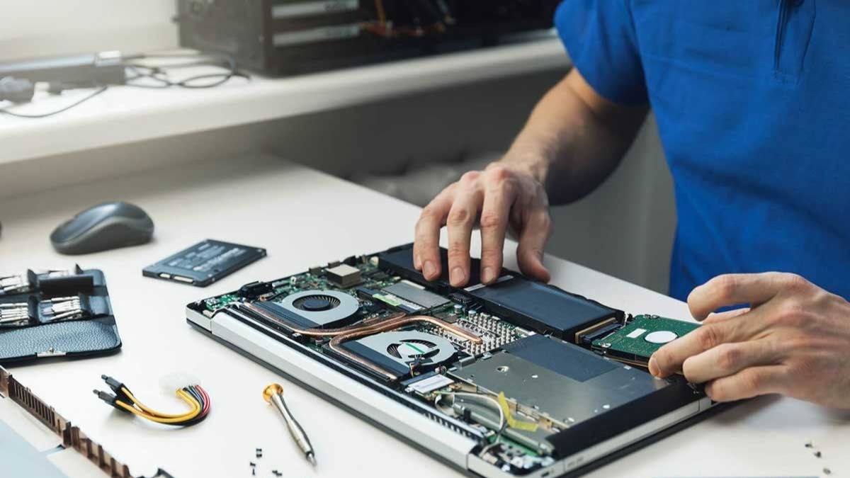 Khi nào cần mang laptop Asus đi sửa chữa?