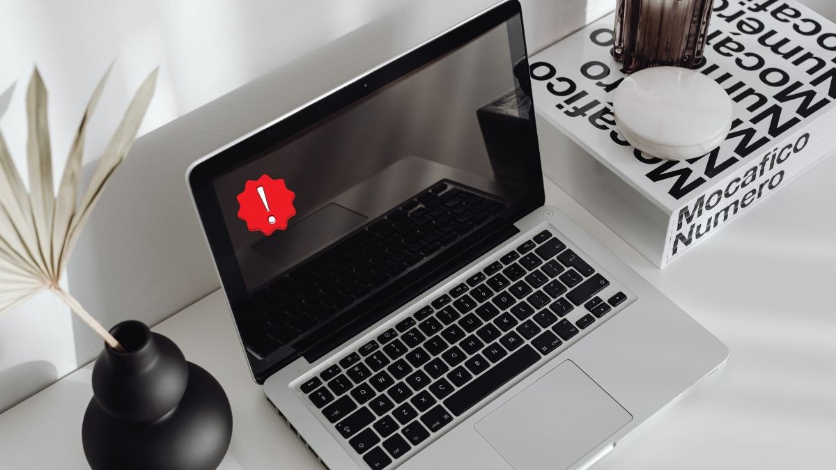Laptop bị đen màn hình