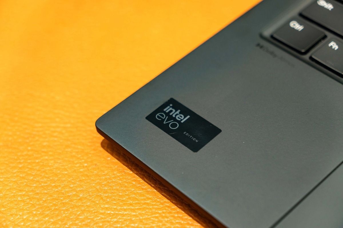 ThinkPad X1 Carbon Gen 12 sở hữu hiệu năng mạnh mẽ đa nhiệm