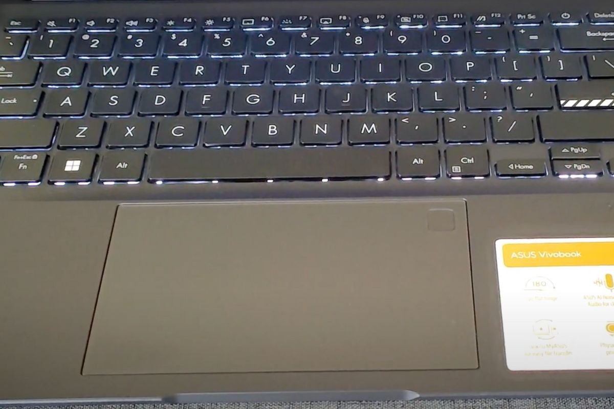 Trải nghiệm bàn phím và touchpad trên ASUS Vivobook 14 OLED
