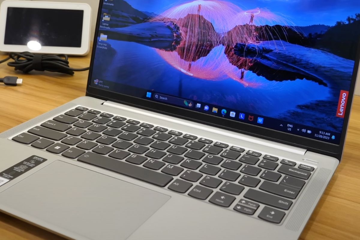 Trải nghiệm bàn phím và touchpad trên Lenovo IdeaPad Slim 5 14IMH9
