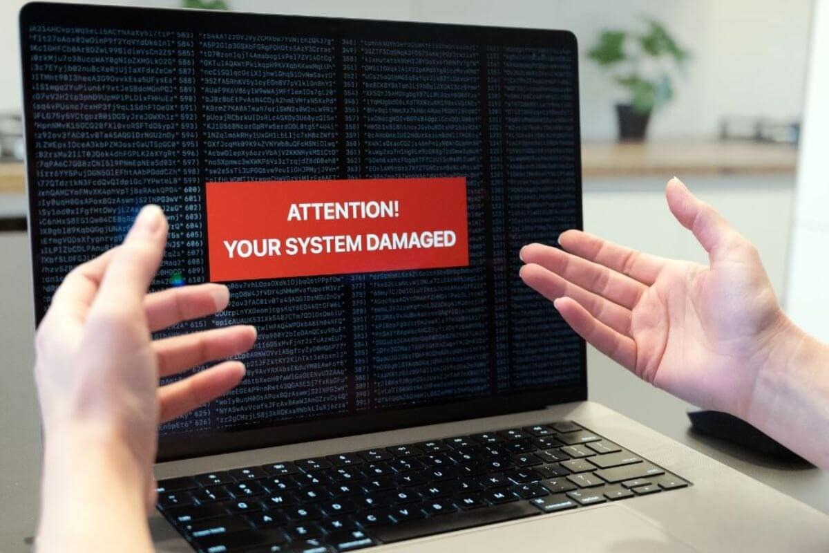 Máy tính không khởi động được và báo lỗi liên quan đến ổ cứng
