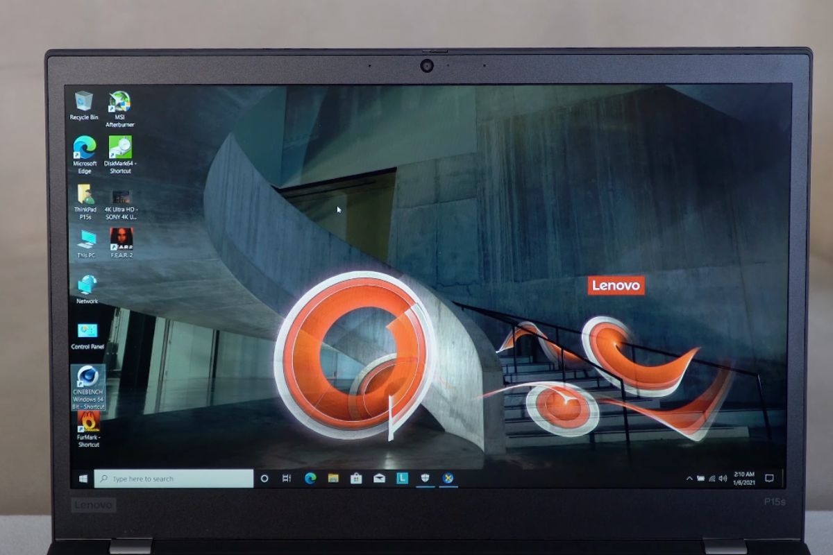 Khả năng hiển thị màu sắc của máy chỉ ở mức vừa đủ với độ phủ màu sRGB khoảng 63%