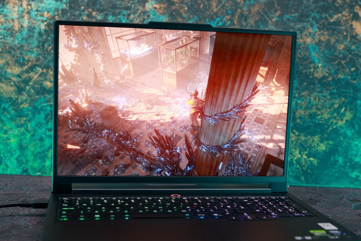 Độ sáng 500 nits cũng là một lợi thế lớn