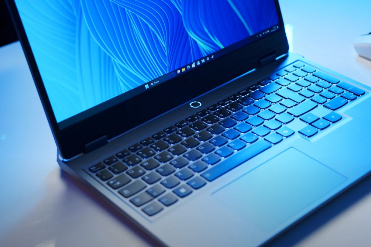 Trải nghiệm bàn phím và touchpad trên Lenovo LOQ 15AHP10