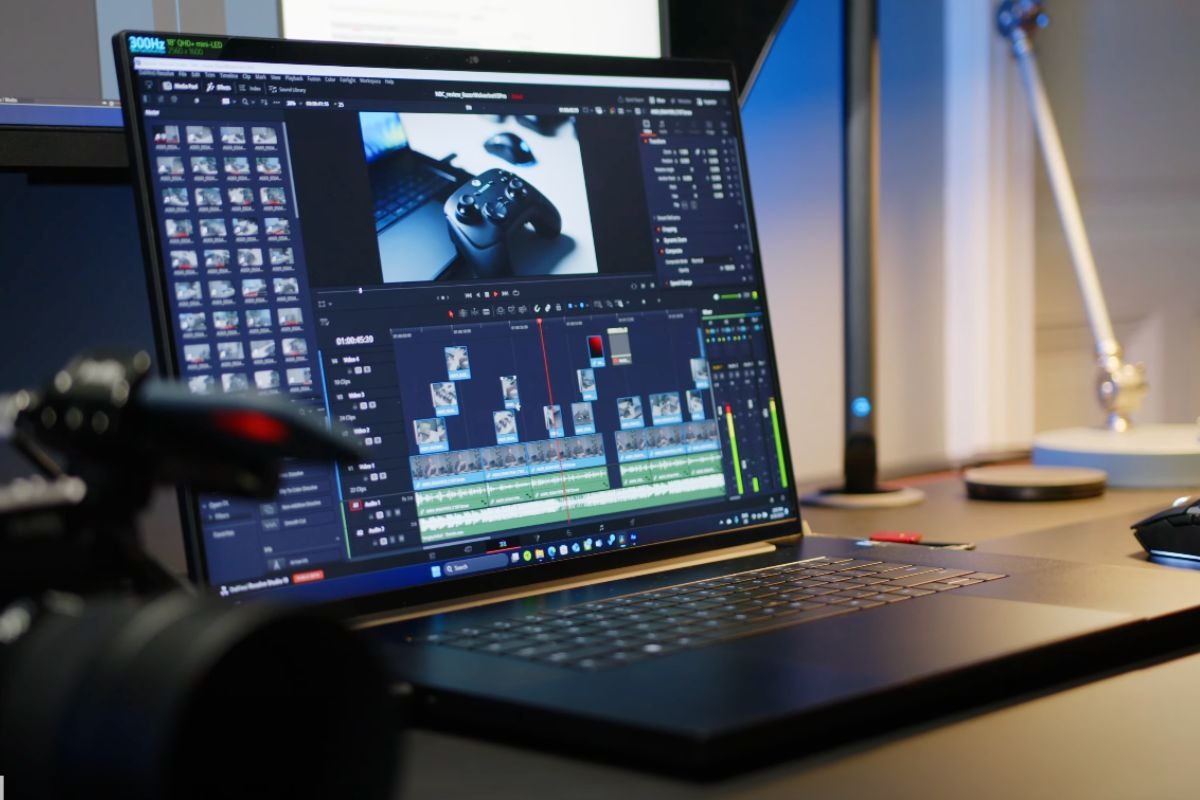 Thời lượng pin Lenovo LOQ 15AHP10 đủ dùng