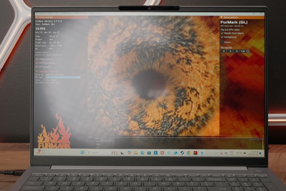 Khung hình vừa đủ, đáp ứng tốt nhu cầu học tập và làm việc