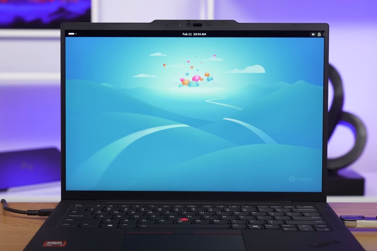 Máy còn vượt qua các bài kiểm tra tiêu chuẩn quân đội Mỹ MIL-STD-810H