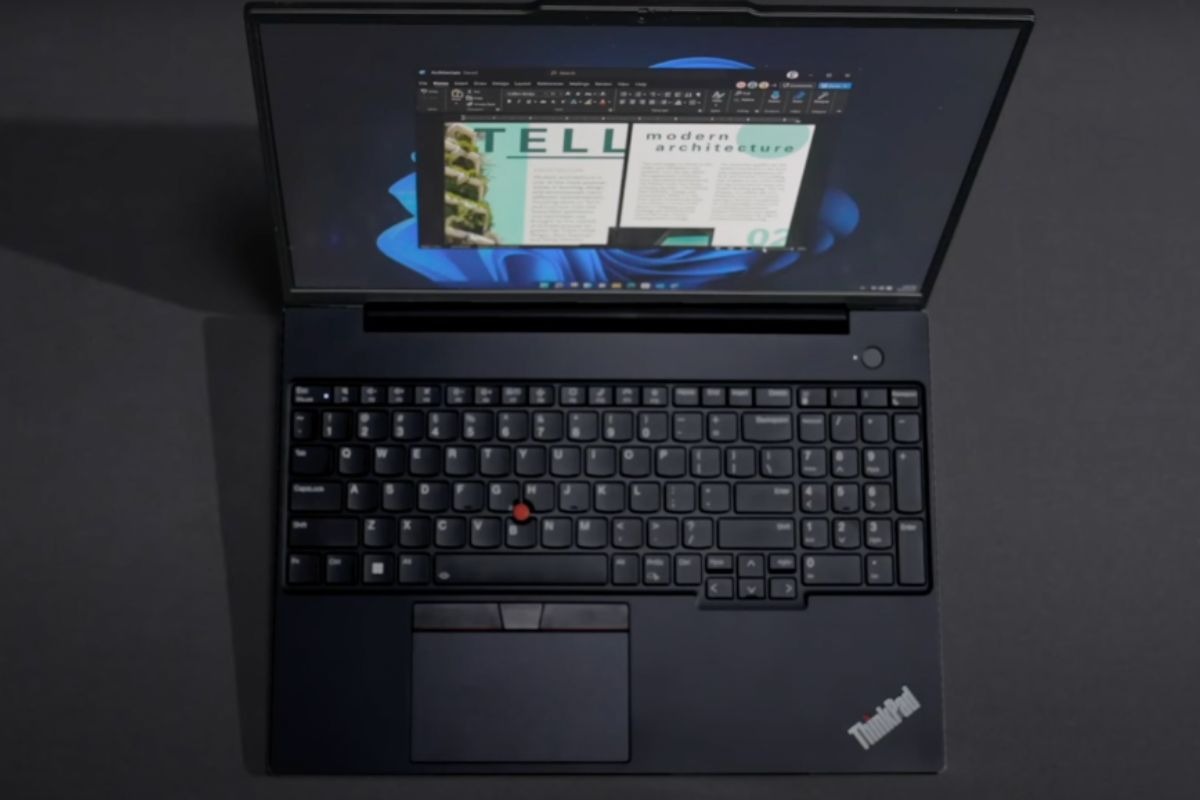 Lenovo ThinkPad E16 Gen 3 mạnh mẽ, chạy mượt từ công việc đến giải trí